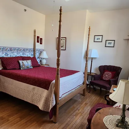 Louisbourg Harbour Inn-2